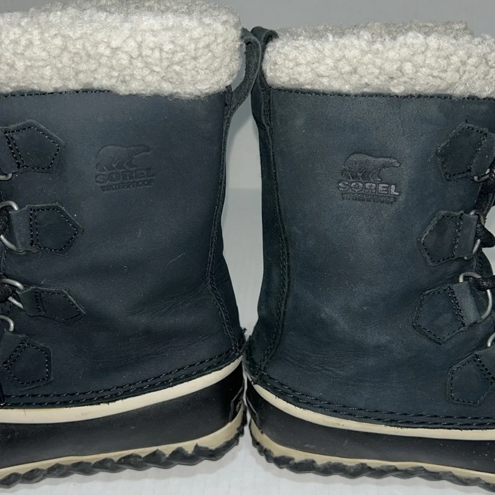Sorel Caribou Slim Black Winter Boots - Women’s Size 6